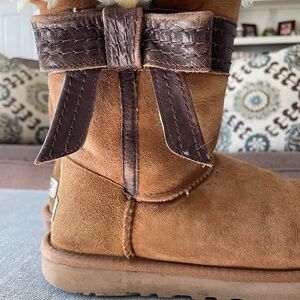 UGG ankle boots with leather bows